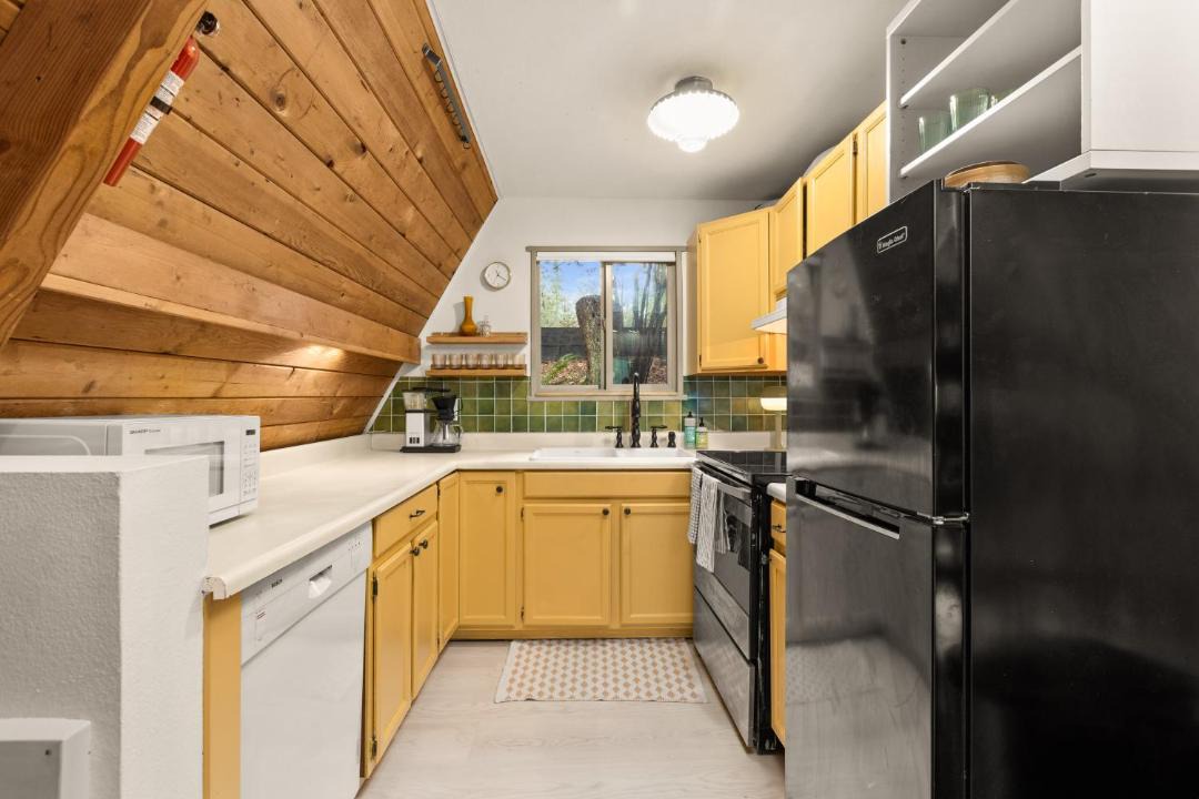 Photo of Others in Burley