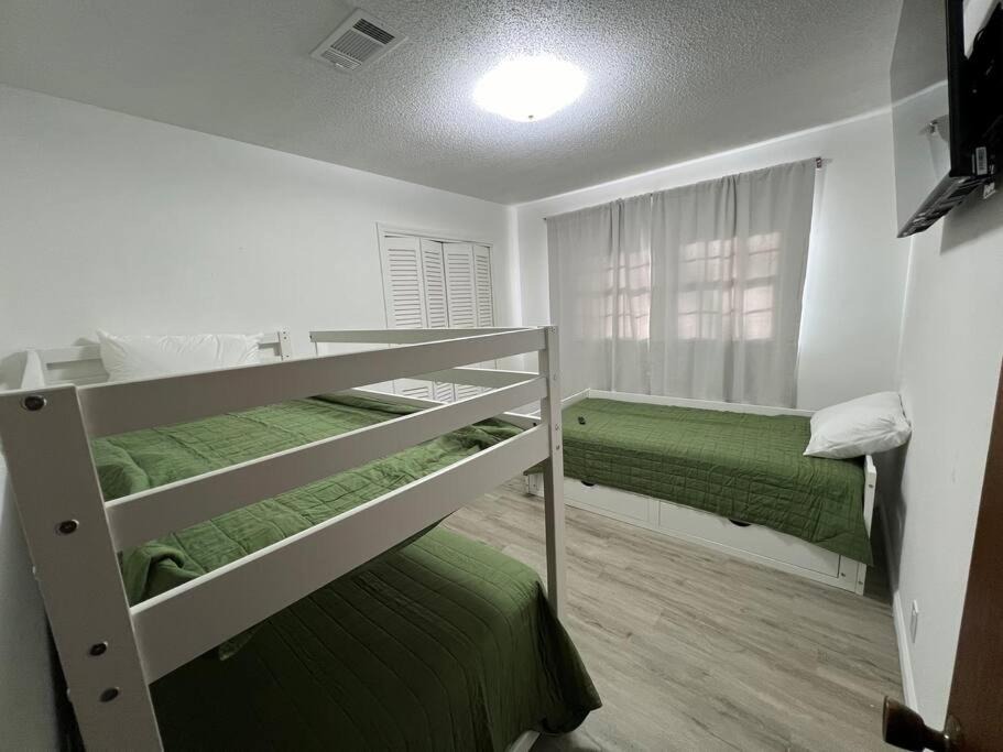 Photo of Others in Arabi