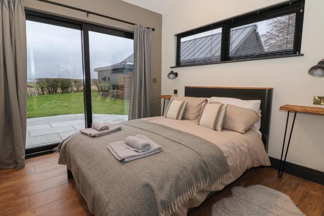 Photo of Others in Low Catton