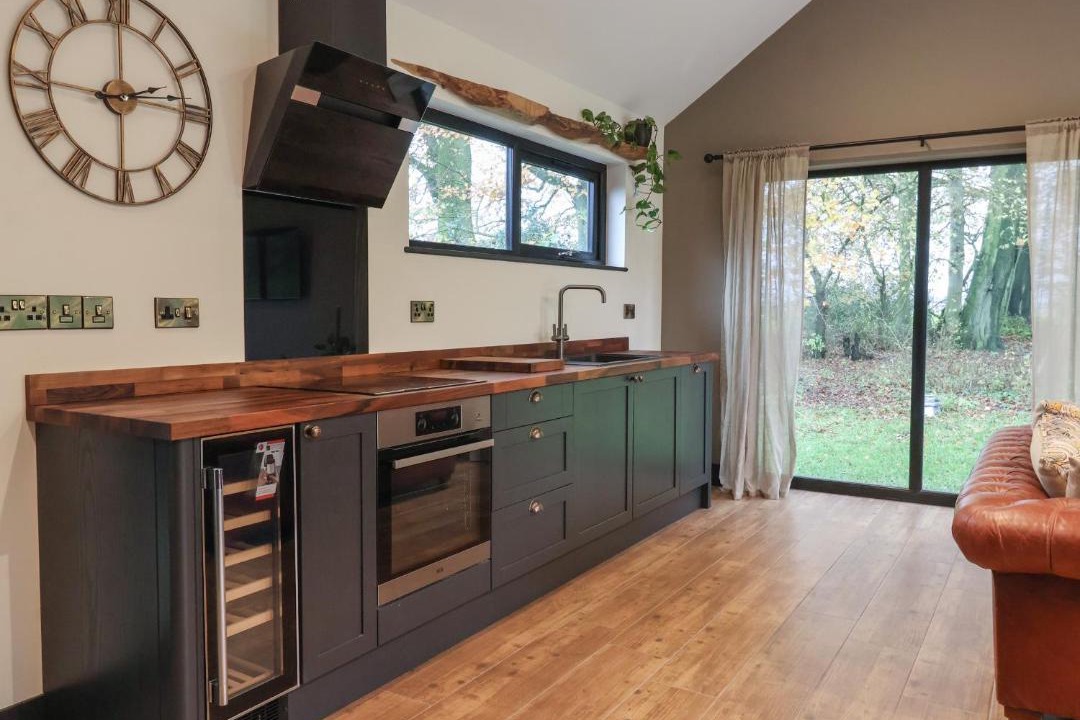 Photo of Others in Low Catton