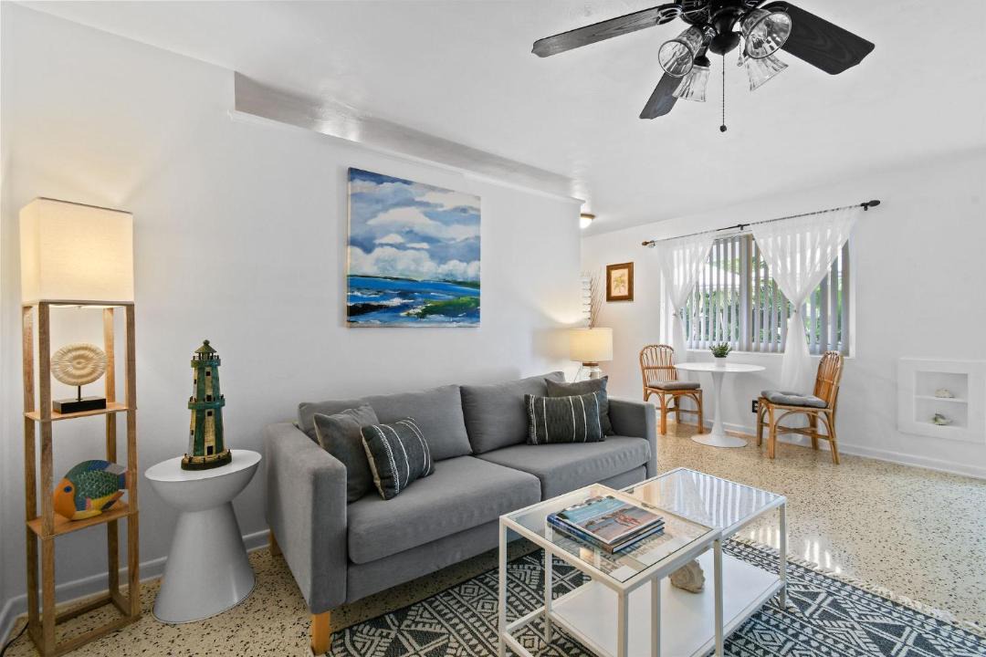 Photo of Others in Palm Beach Shores