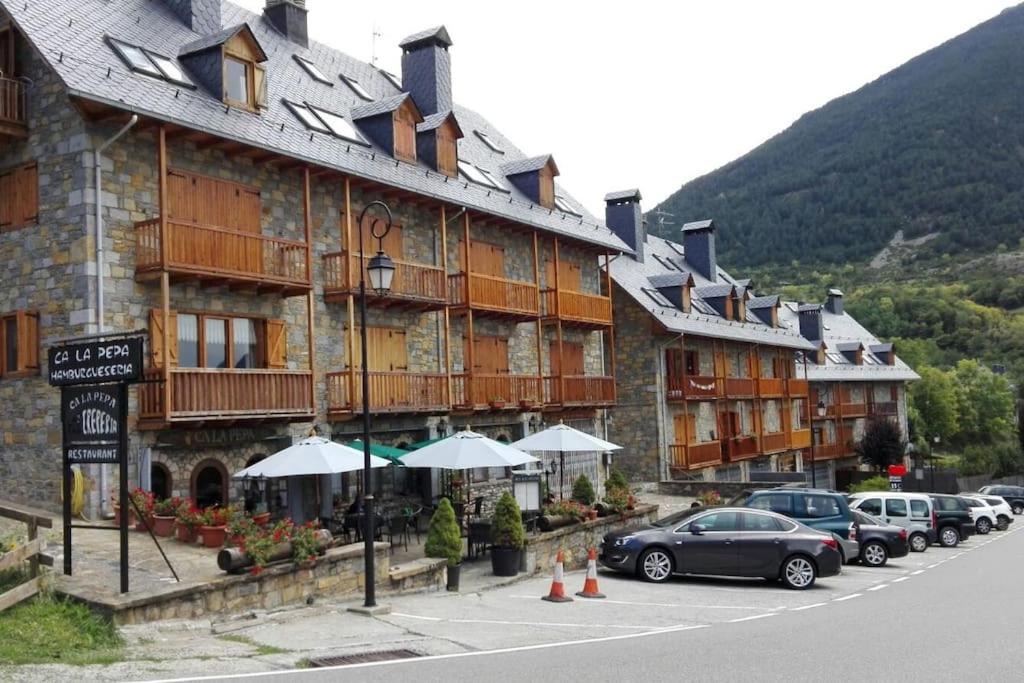 Photo of Buildings in Boi