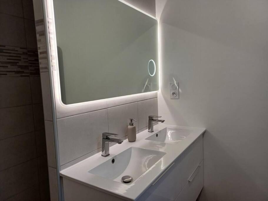 Photo of Others in Saint-Barthelemy-le-Plain