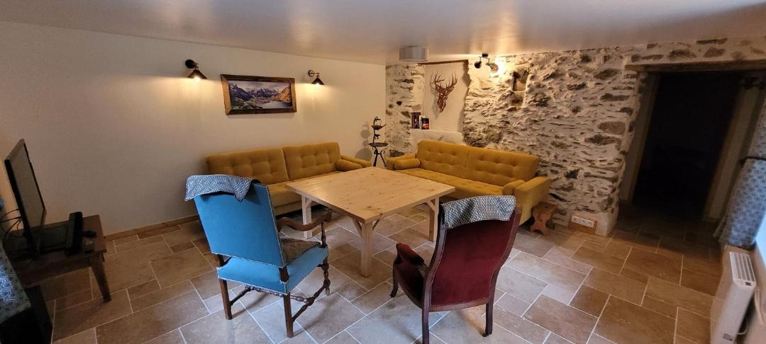 Photo of Livingroom in Queige