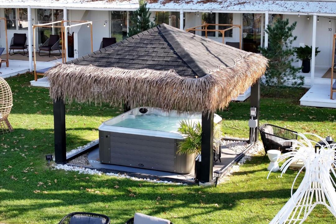 Photo of Others in Aquebogue