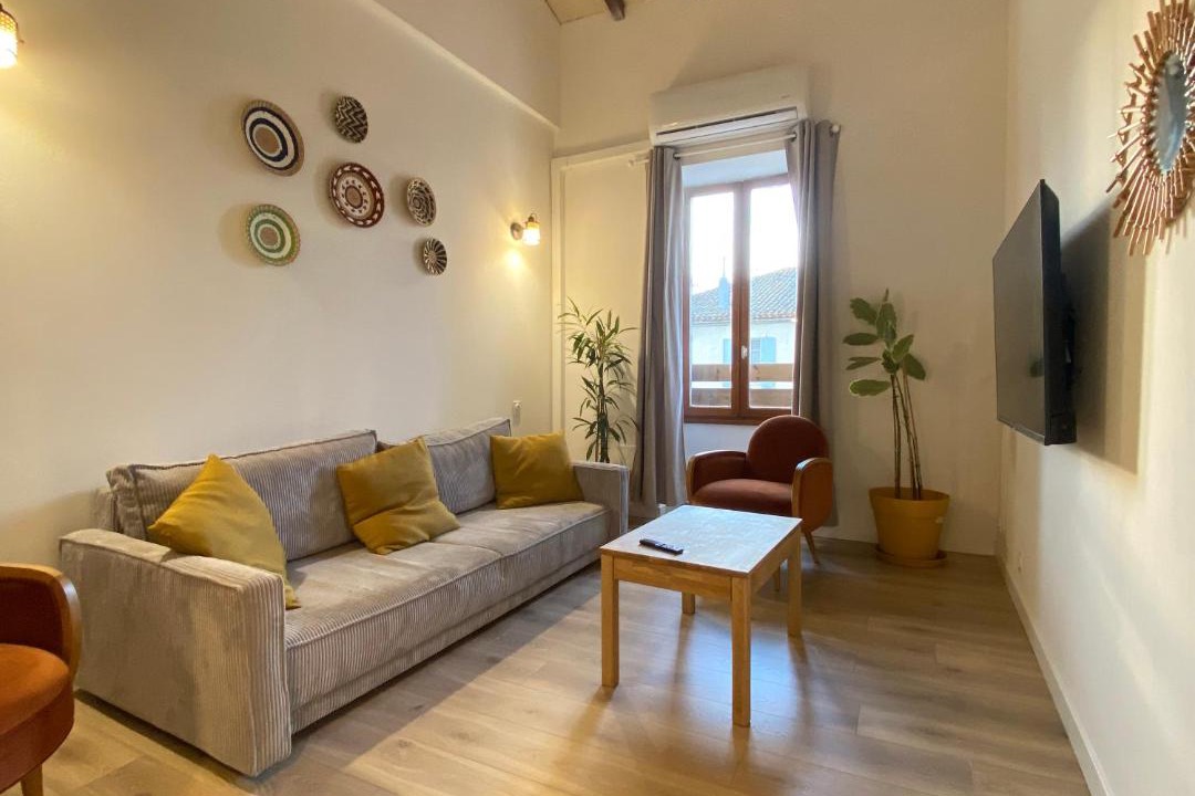 Photo of Livingroom in Homps