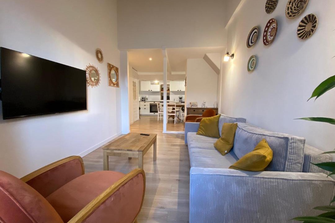 Photo of Livingroom in Homps