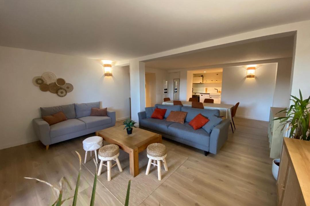Photo of Livingroom in Homps