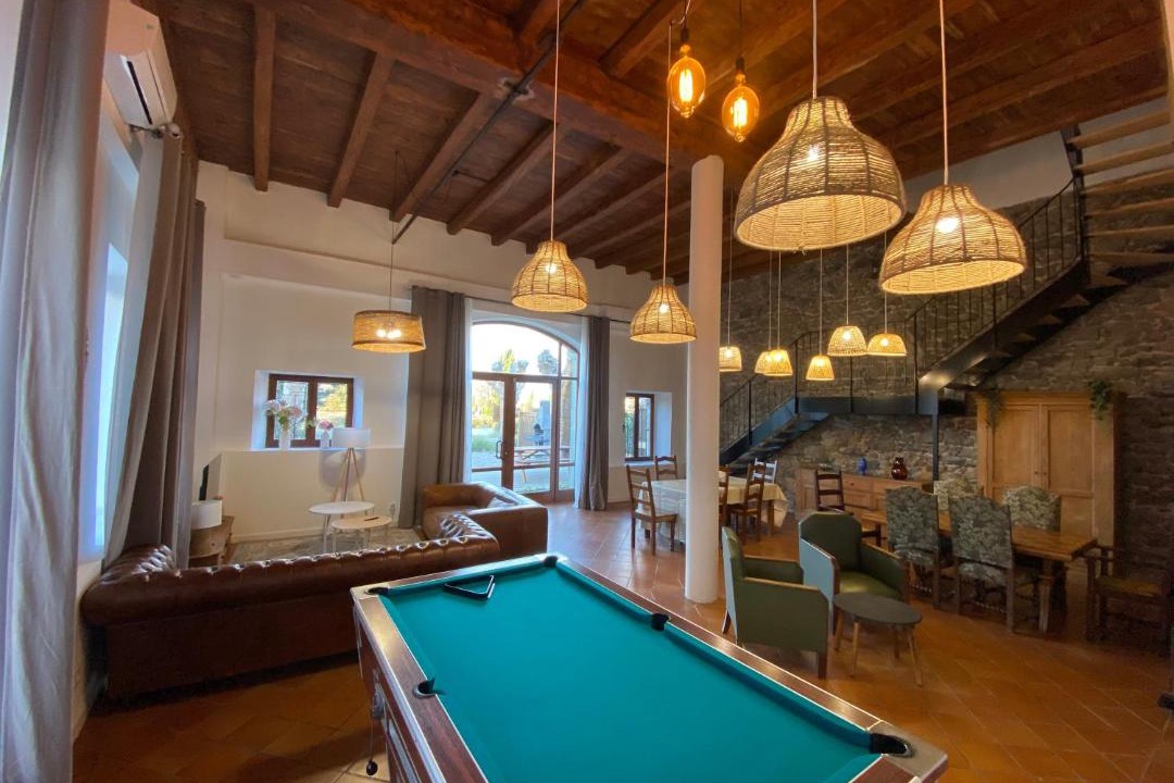 Photo of Others in Homps