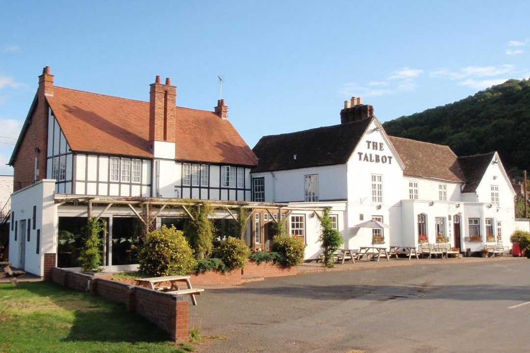 Photo of Others in Knightwick