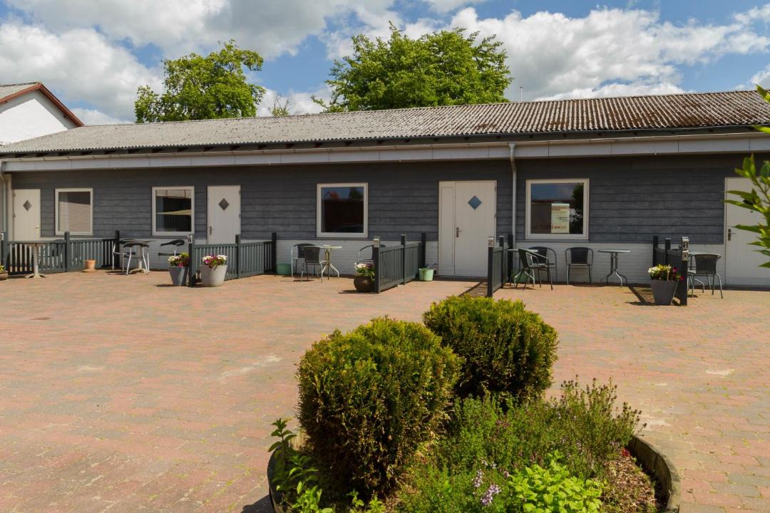 Photo of Others in Sonder Omme