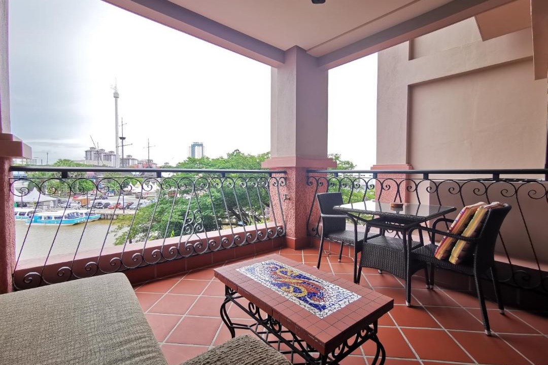 Photo of Patio Balcony in Taman Kota Laksamana