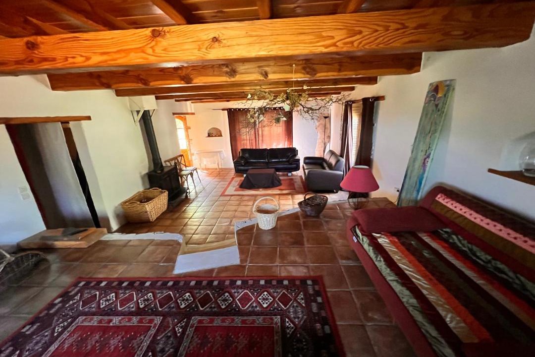 Photo of Livingroom in Saint-Andre-d'Olerargues