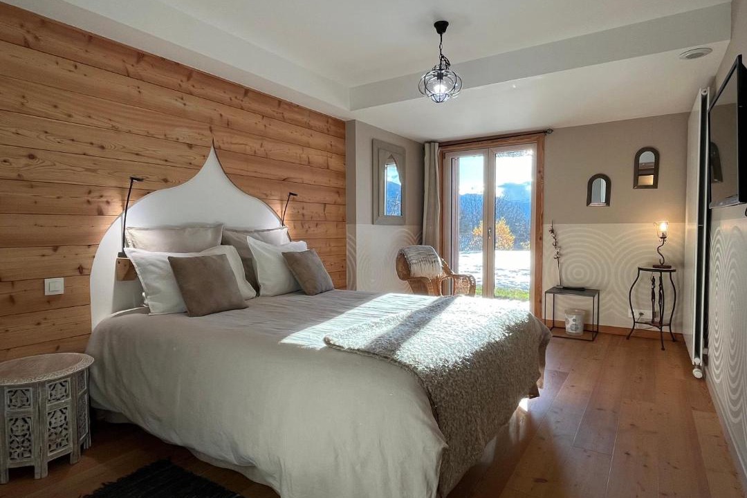 Photo of Bedroom in Saint-Andre-d'Embrun