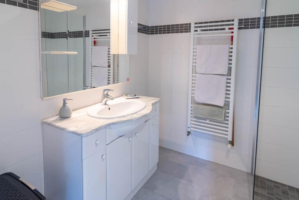 Photo of Bathroom in Ambilly