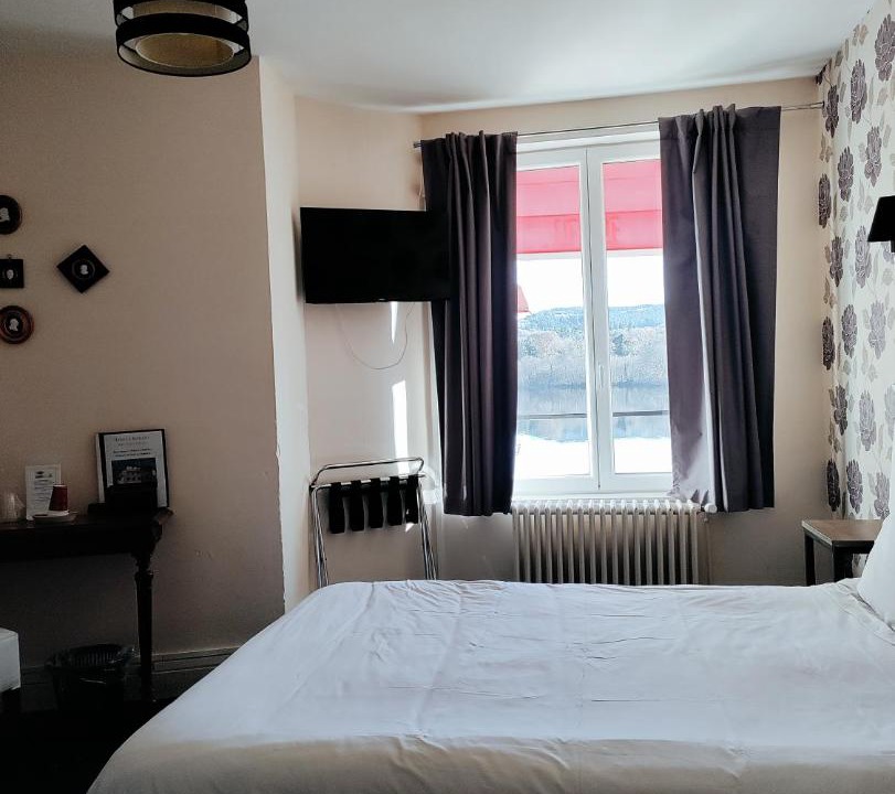 Photo of Bedroom in Peyrat-le-Chateau