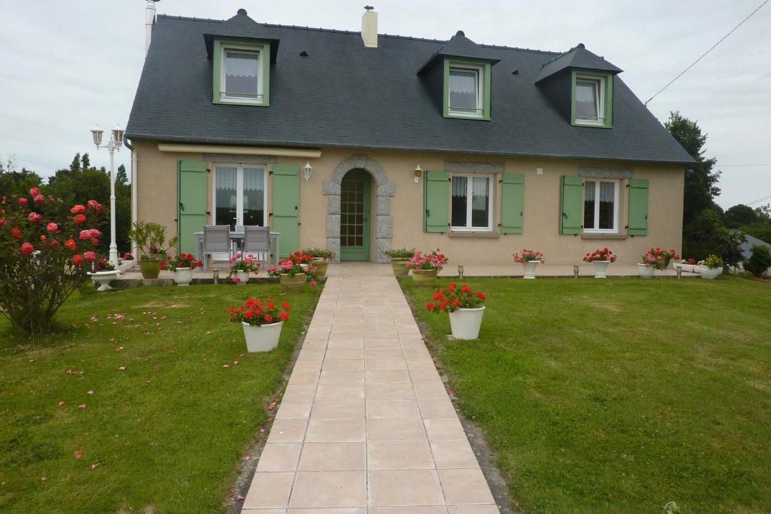 Photo of Others in Roz-Landrieux