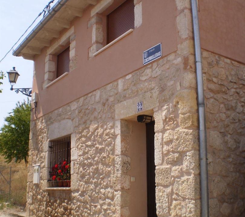 Photo of Buildings in Fuentiduena