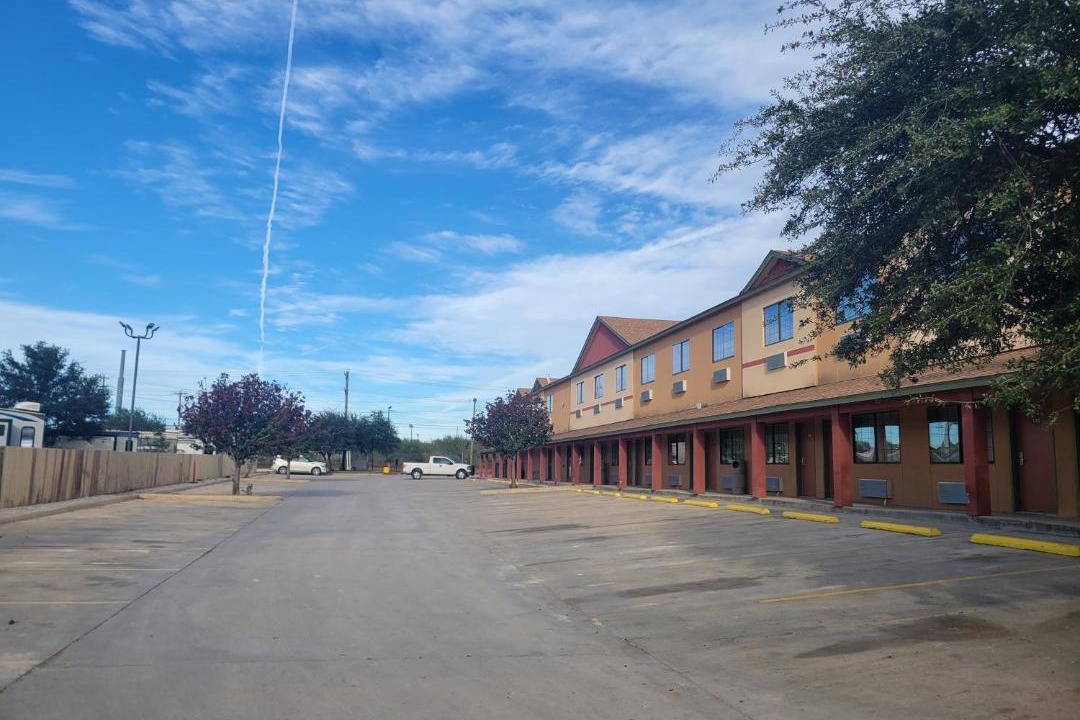 Photo of Others in Cotulla