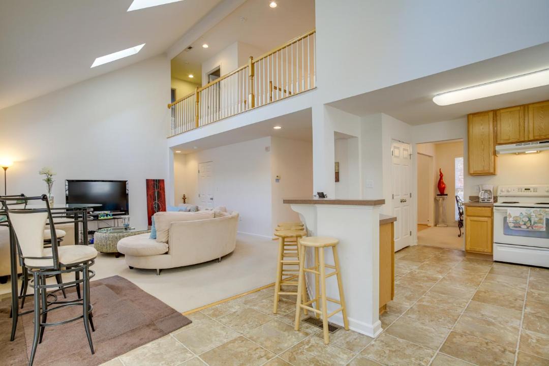 Photo of Livingroom in Captain's Cove