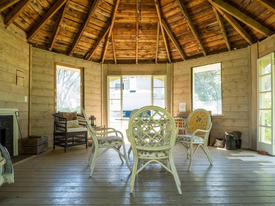 Photo of Livingroom in Oakpark