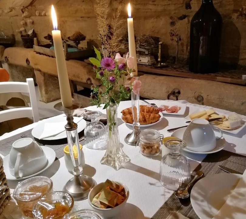 Photo of Others in Reviers