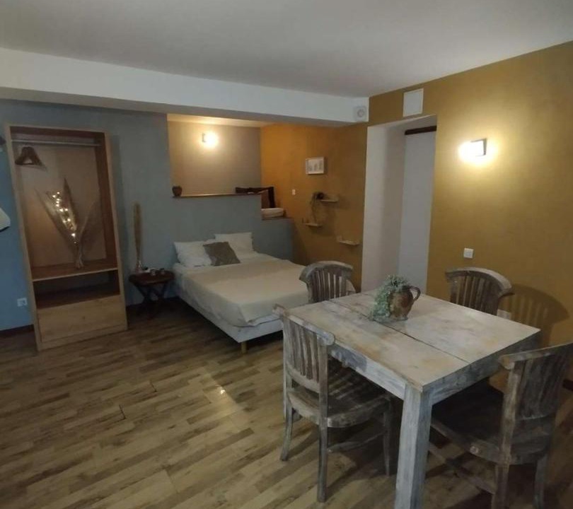 Photo of Others in Rogny-les-Sept-Ecluses