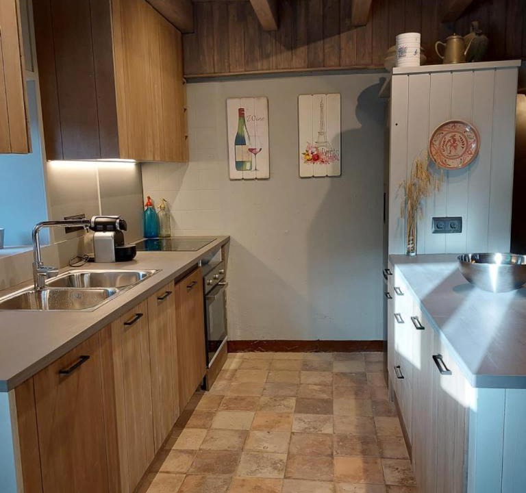 Photo of Kitchen in Pi