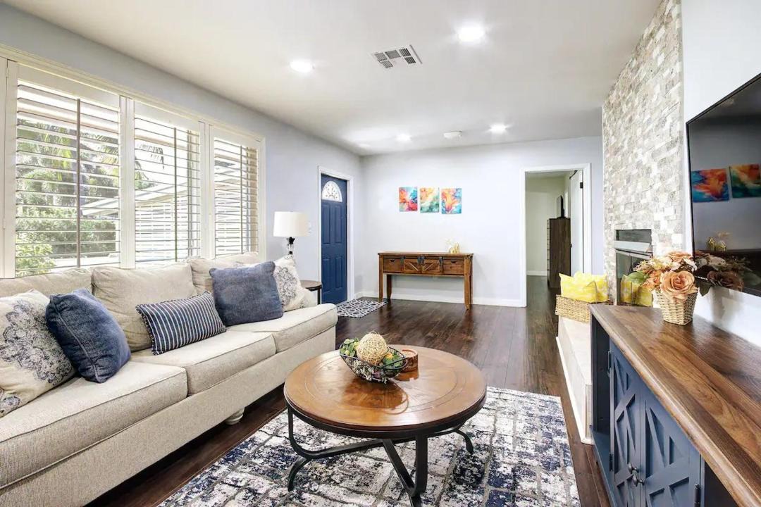 Photo of Livingroom in North Palm Beach