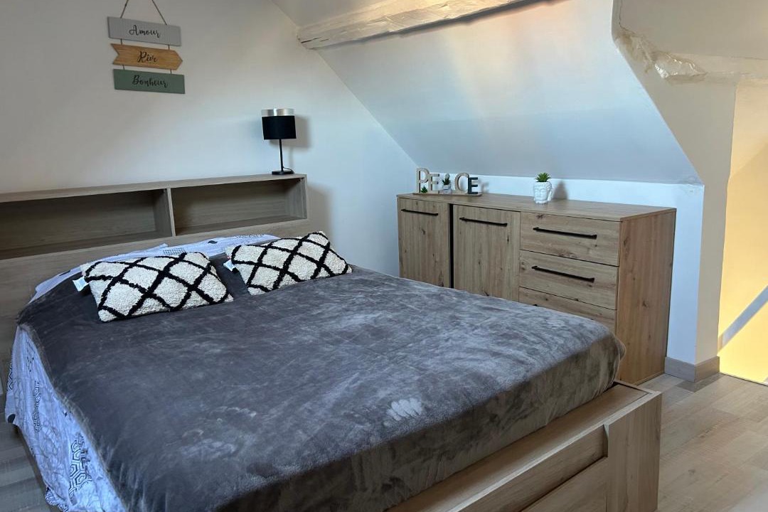 Photo of Bedroom in Cormelles-le-Royal