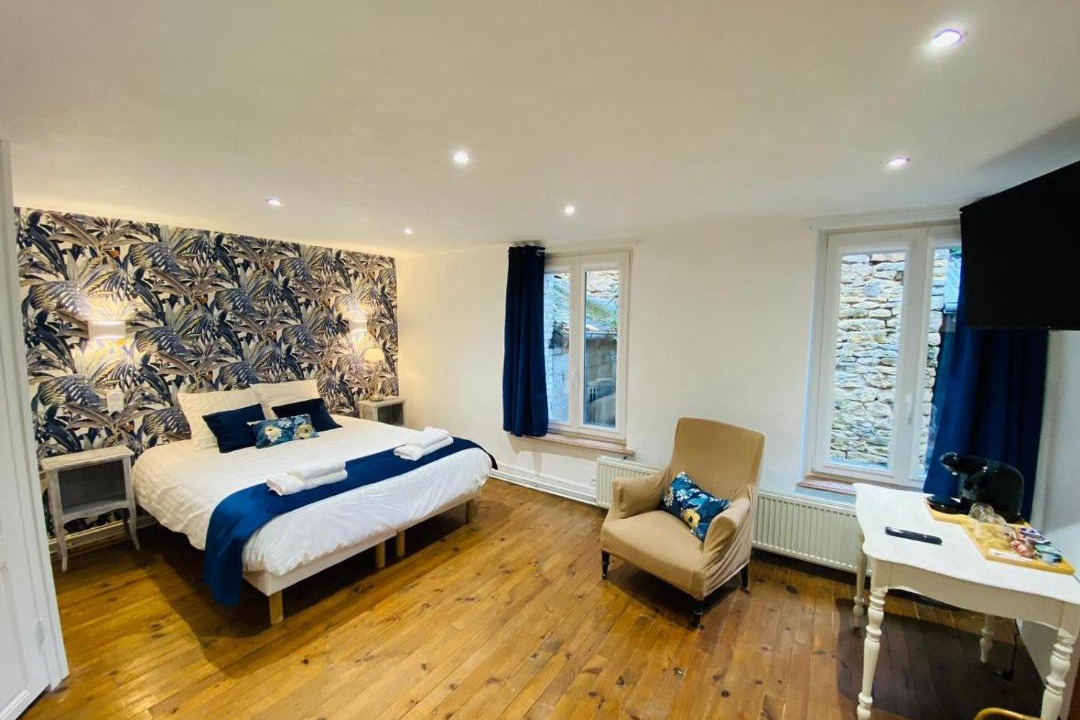 Photo of Others in Tetaigne