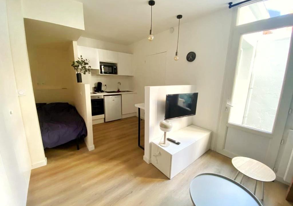 Photo of Others in Lens