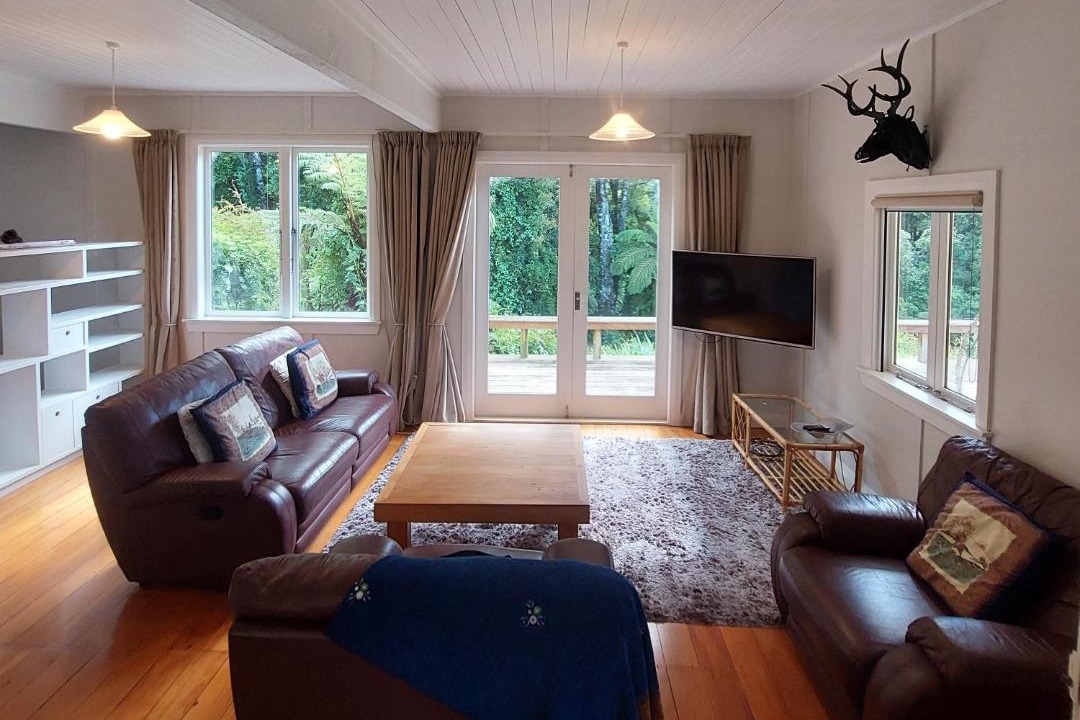 Photo of Others in Morere