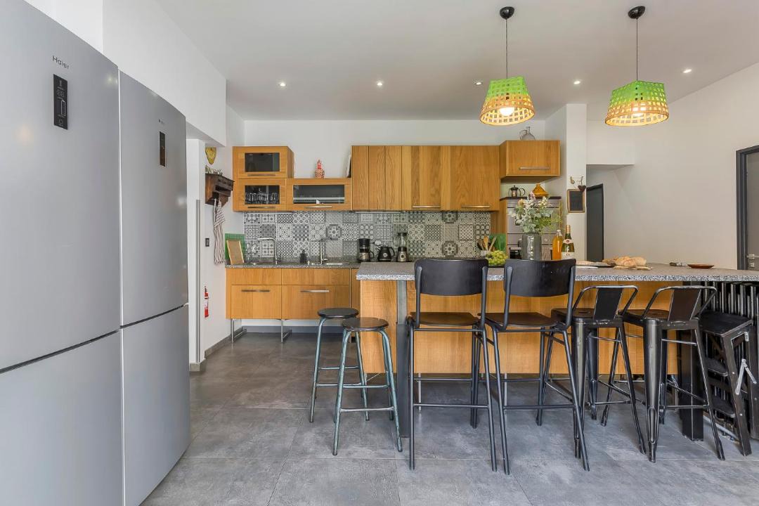 Photo of Others in Zola - Pressense