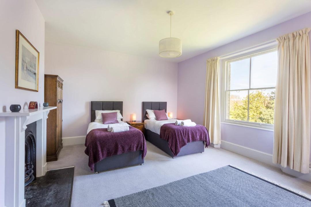 Photo of Bedroom in Oldbury-on-Severn