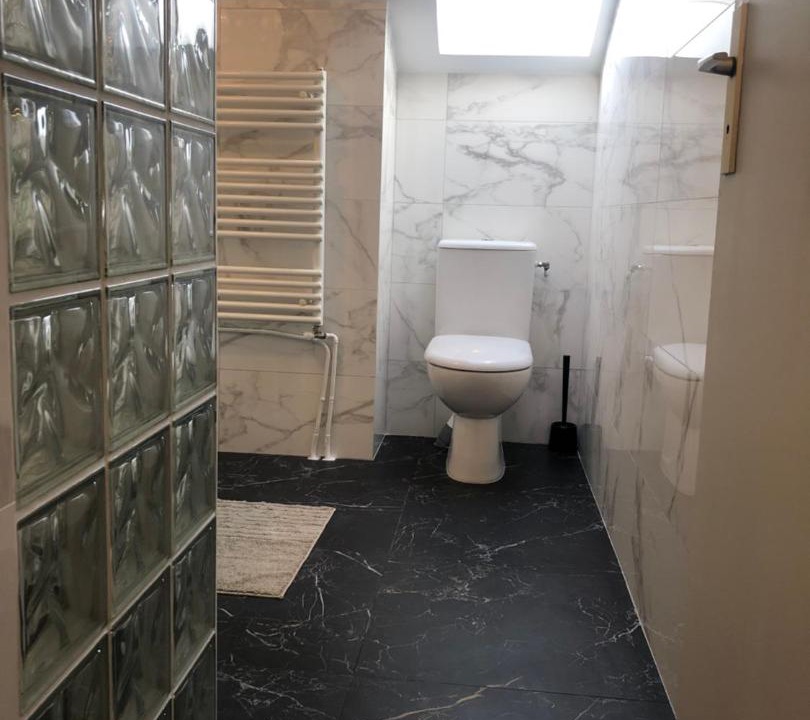 Photo of Others in Pantin