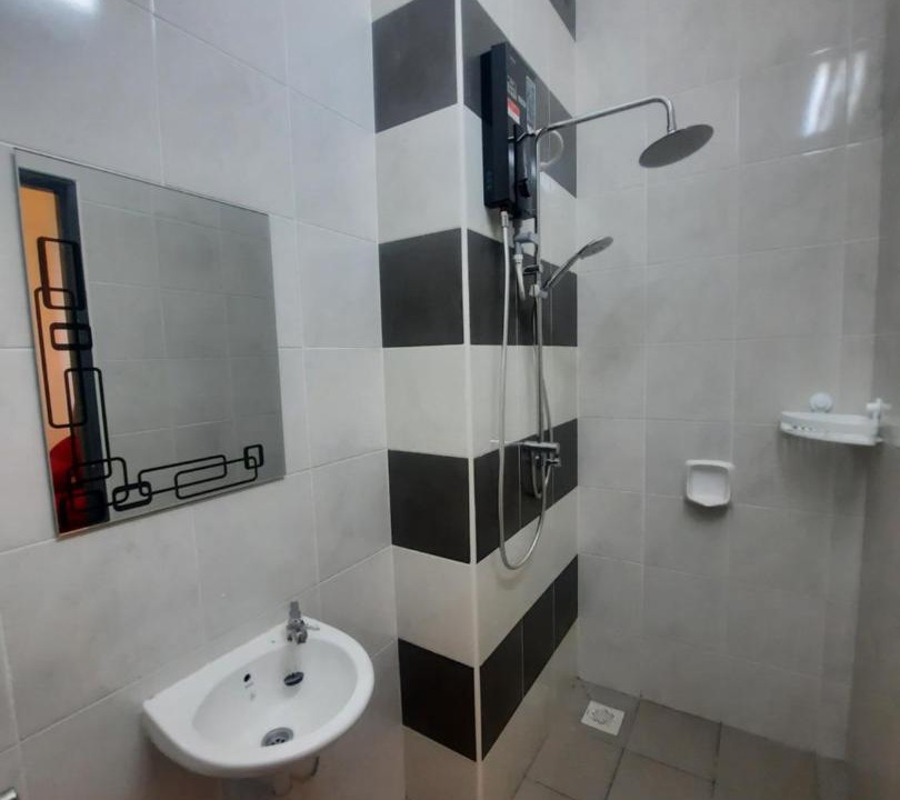 Photo of Bathroom in Parit Buntar