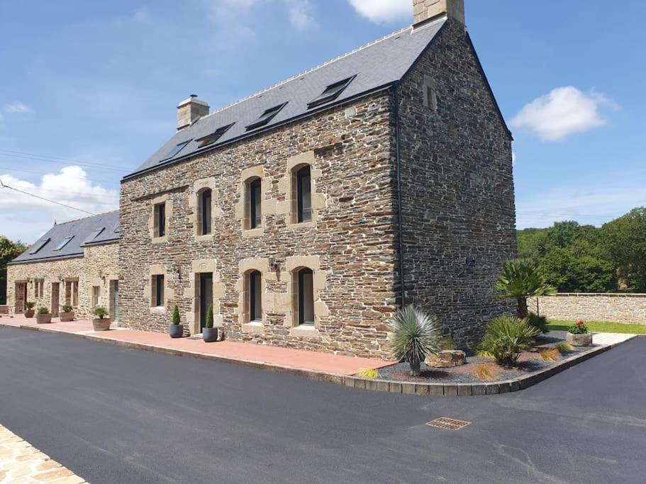 Photo of Buildings in Briec