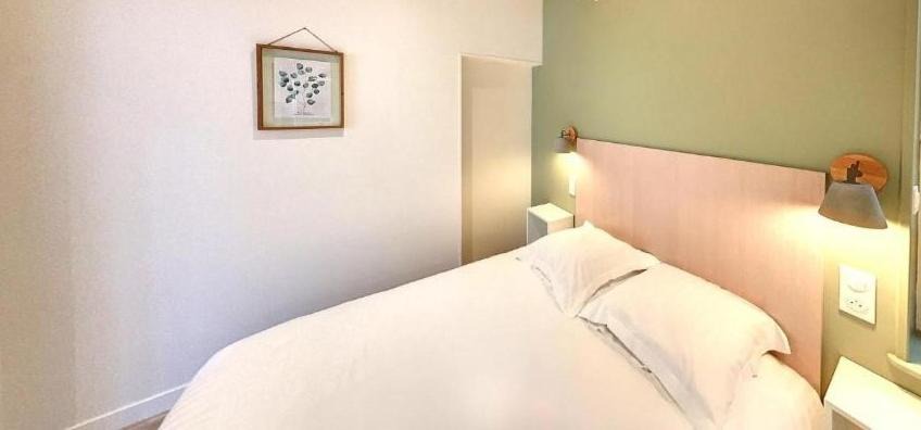 Photo of Bedroom in Bourbon-Lancy