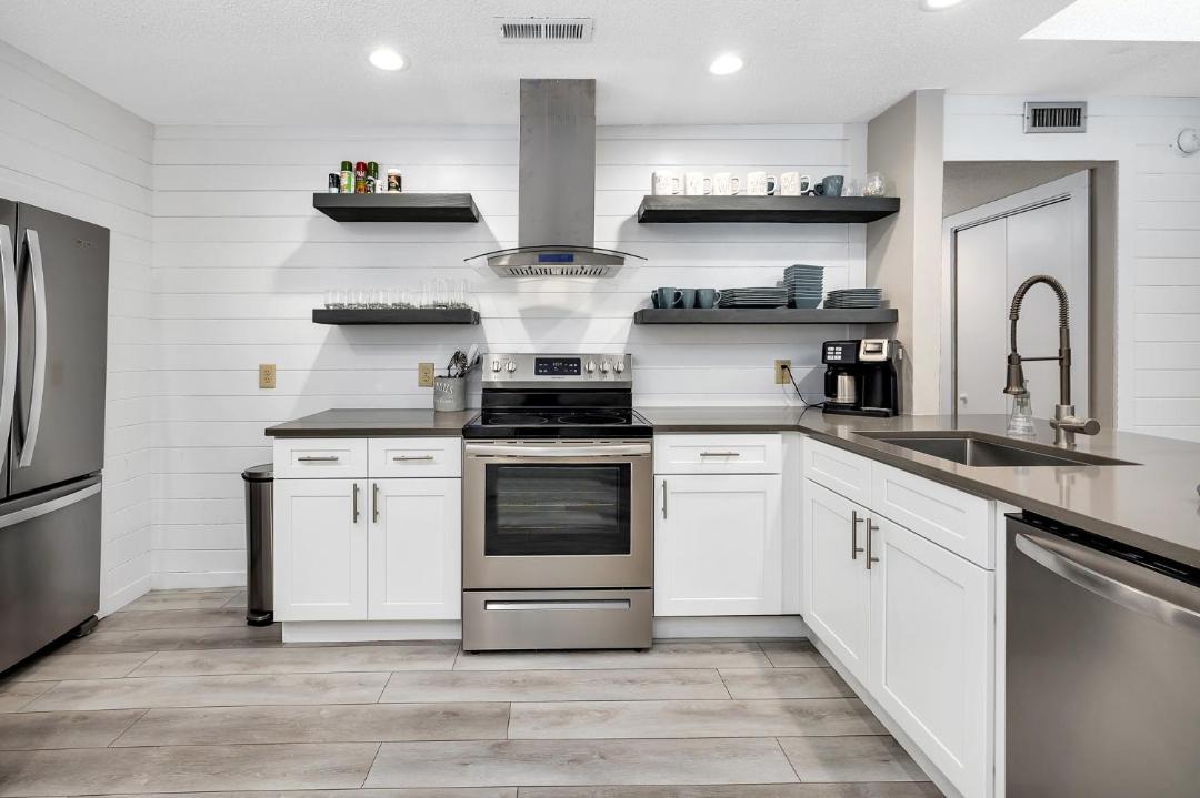 Photo of Kitchen in St. Simons Island