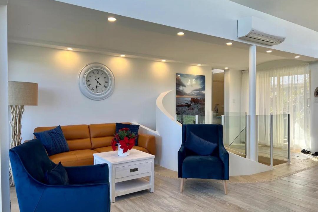 Photo of Livingroom in Old Bar