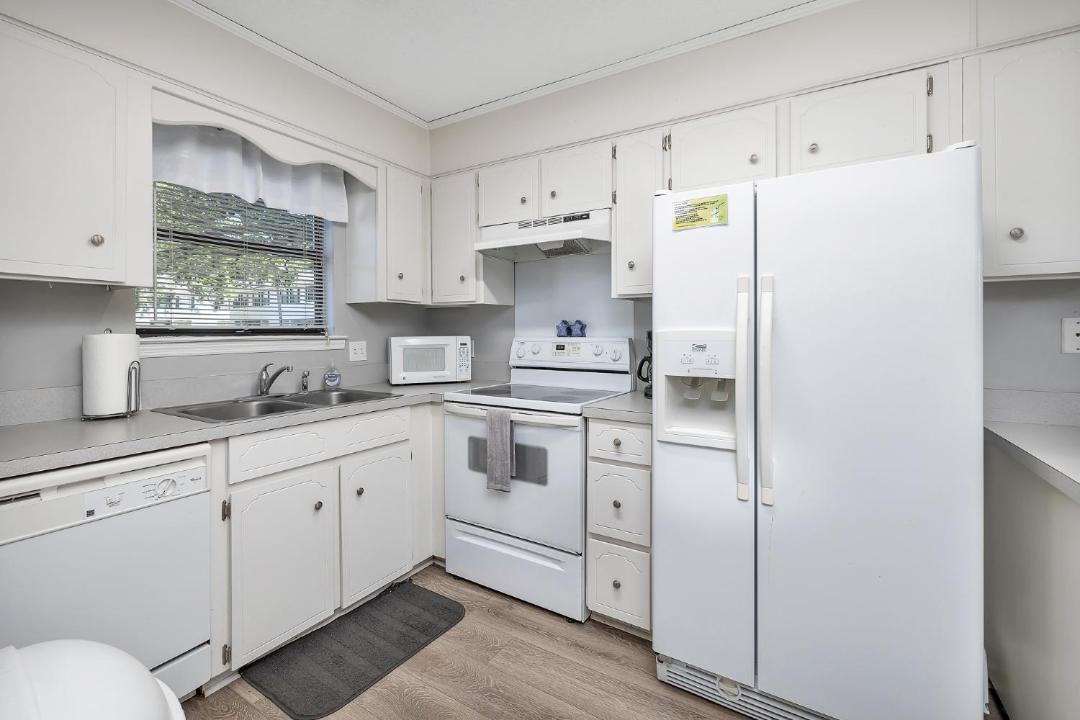Photo of Kitchen in Saint Simons Island