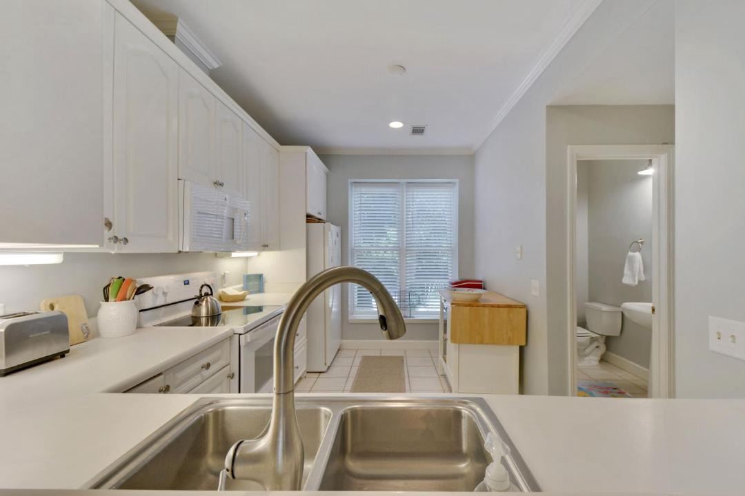 Photo of Kitchen in St. Simons Island