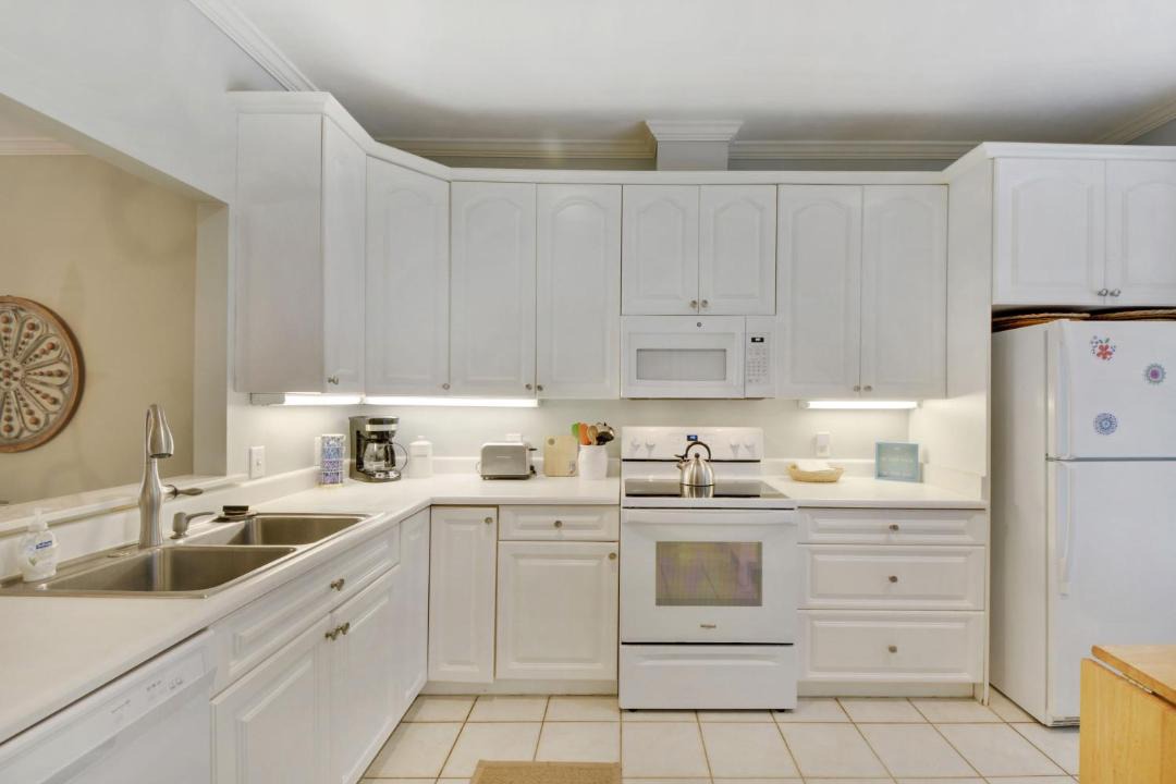 Photo of Kitchen in St. Simons Island