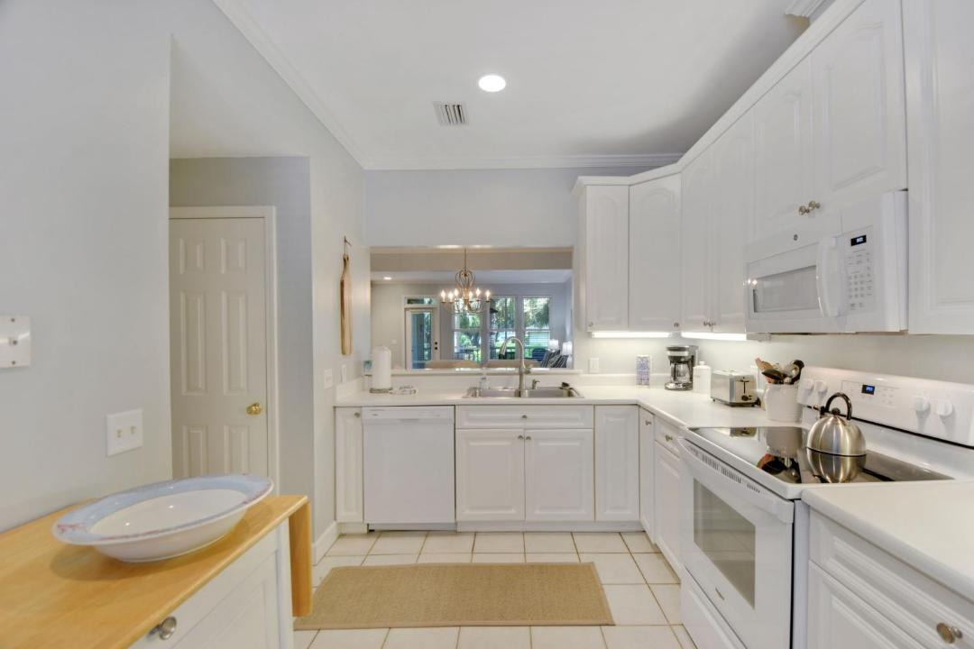Photo of Kitchen in St. Simons Island