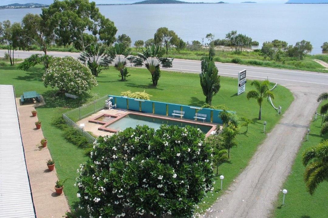 Photo of Others in Bowen