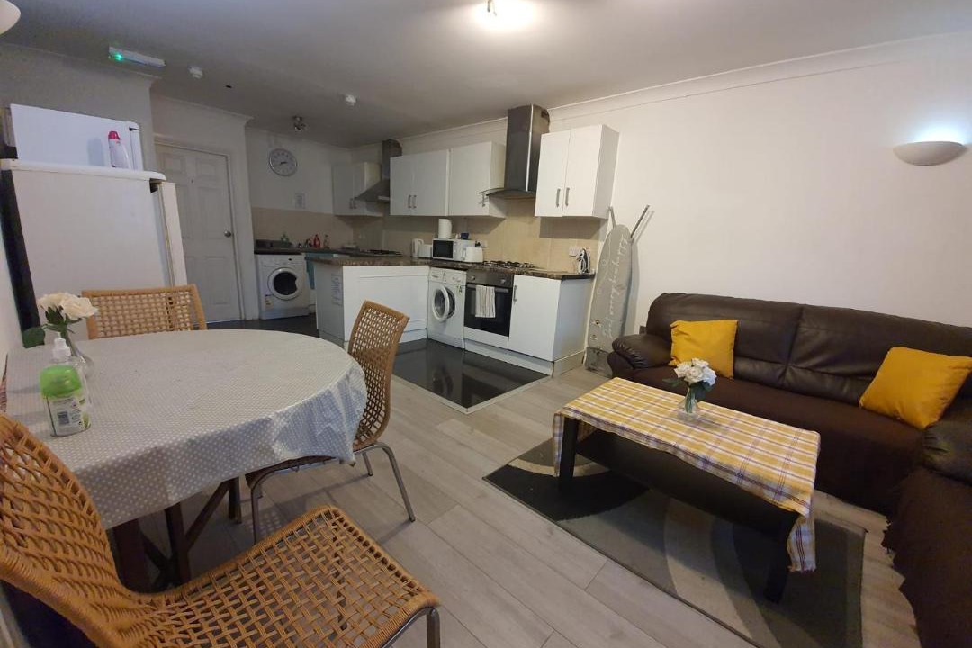 Photo of Others in Seven Kings