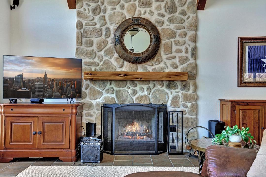Photo of Livingroom in Spicewood