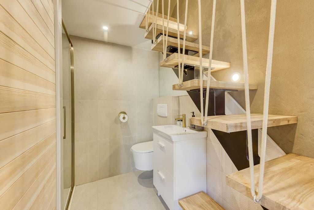 Photo of Others in Arpajon