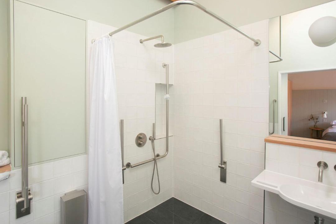 Photo of Bathroom in West Compton